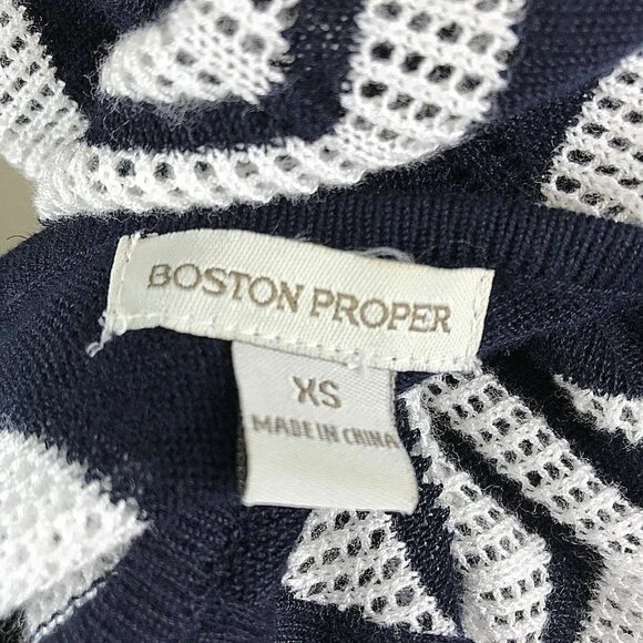 Size XS X-Small BOSTON PROPER NAVY CHEVRON BATWING SOFT KNIT TOP Shirt Blouse - Picture 5 of 6